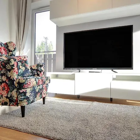 Apart-invest Perla C8 شقة